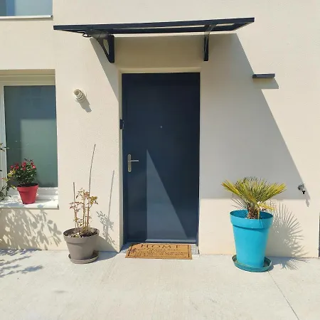 Maison Au Pegasus Bridge & Proche * 베누빌