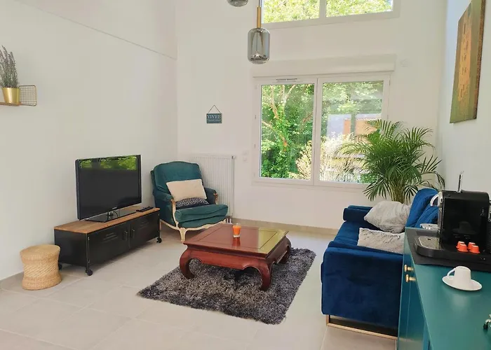 Maison Au Pegasus Bridge & Proche Hébergement de vacances Bénouville